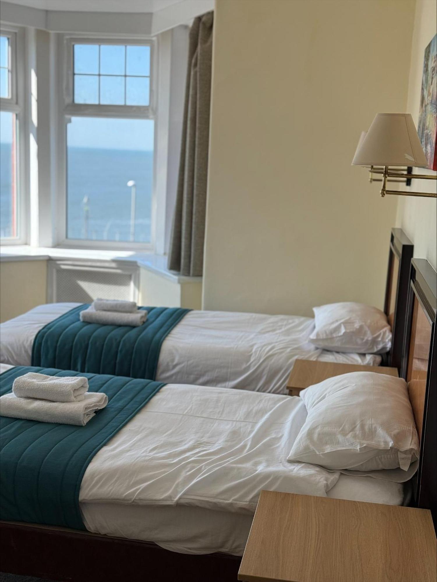 The Savoy Hotel (Adults Only) Blackpool Extérieur photo